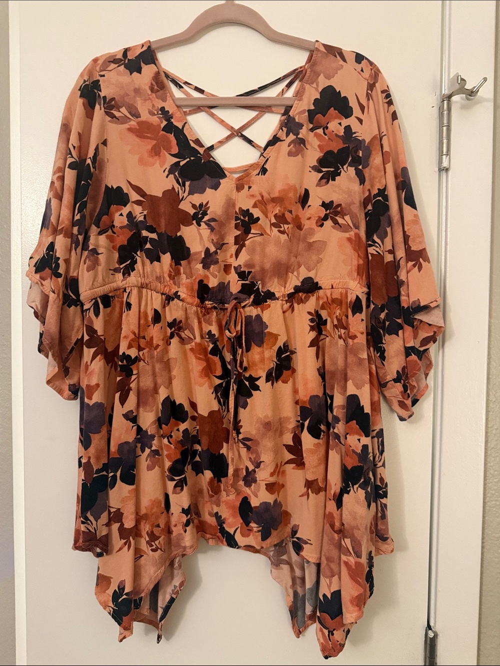 Torrid size 2 Floral Crisscross Peasant Blouse - Peach